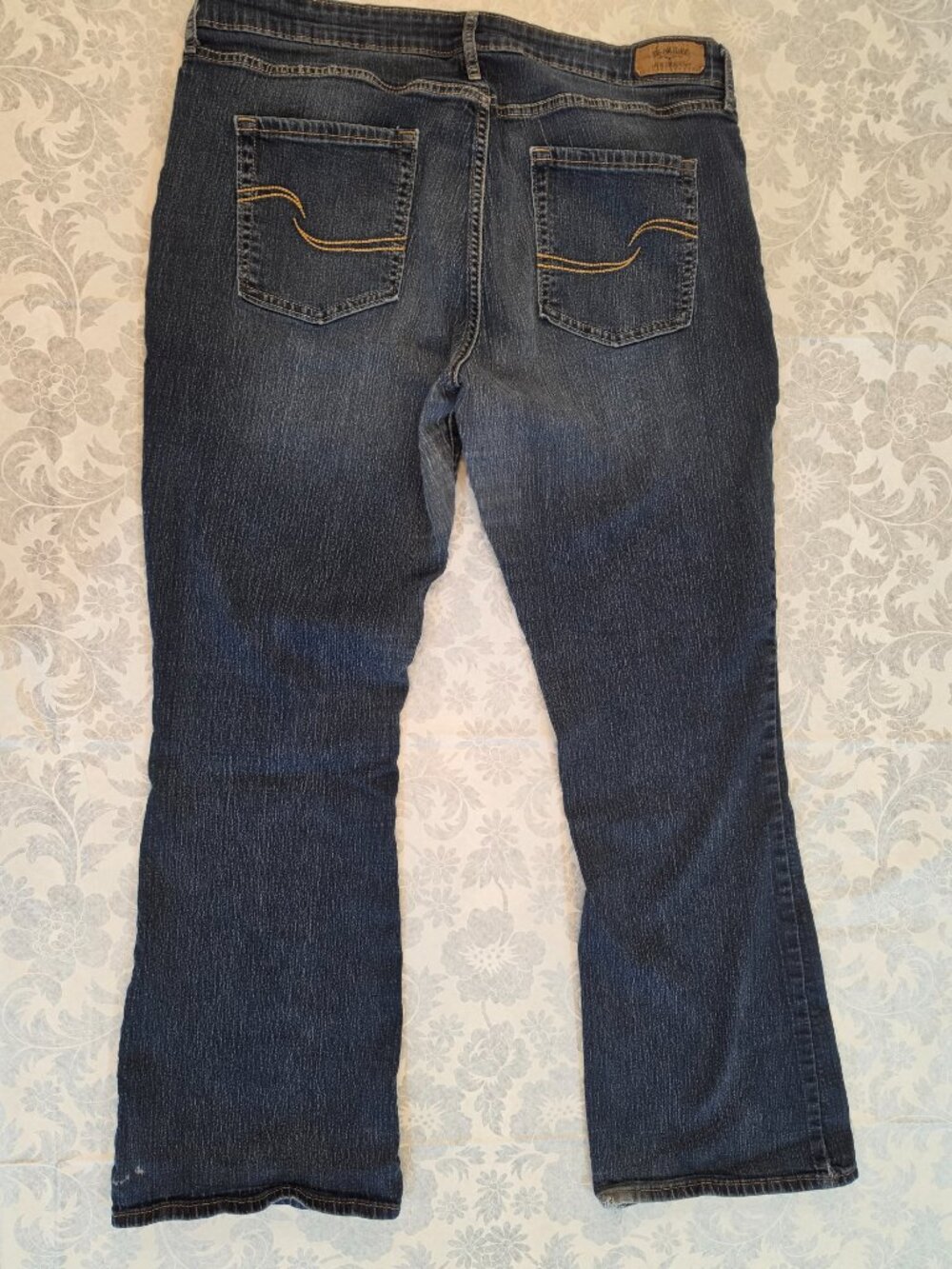 ✨ Signature by Levi Strauss Modern Bootcut Jeans Size 20M (36x32) Dark Wash - Picture 2 of 15